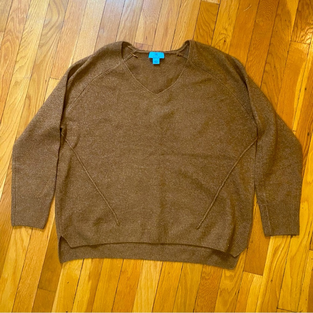 CeCe Women’s Brown V-Neck Oversized Sweater Size Medium